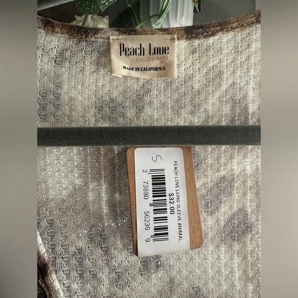 Peach Love California Leopard Print Bodysuit - Picture 4 of 7